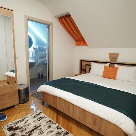 Madigan'S Hotel Kosovo Polje Ngoại thất bức ảnh