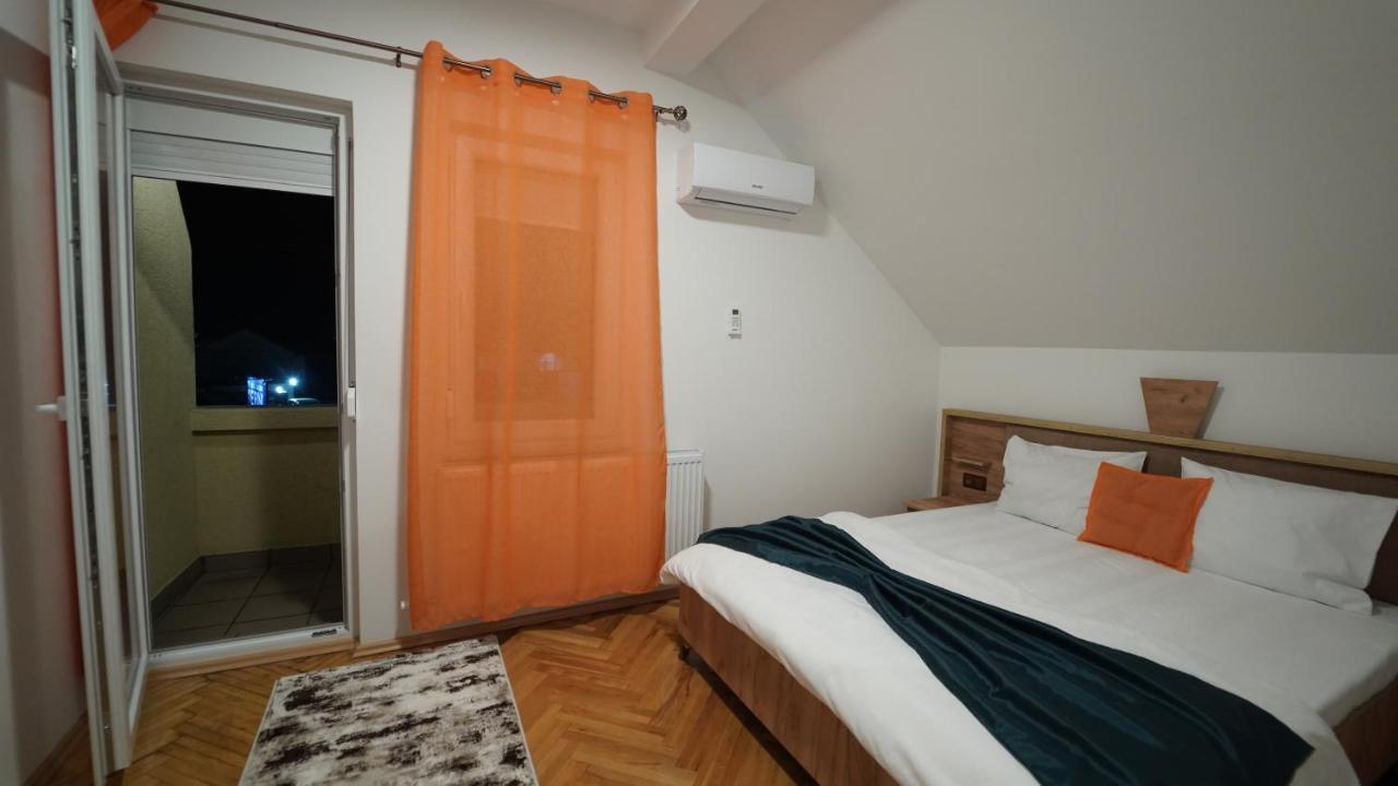 Madigan'S Hotel Kosovo Polje Ngoại thất bức ảnh