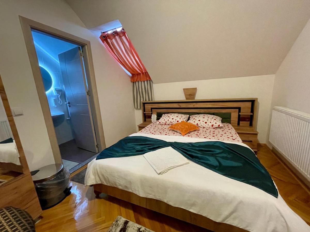Madigan'S Hotel Kosovo Polje Ngoại thất bức ảnh