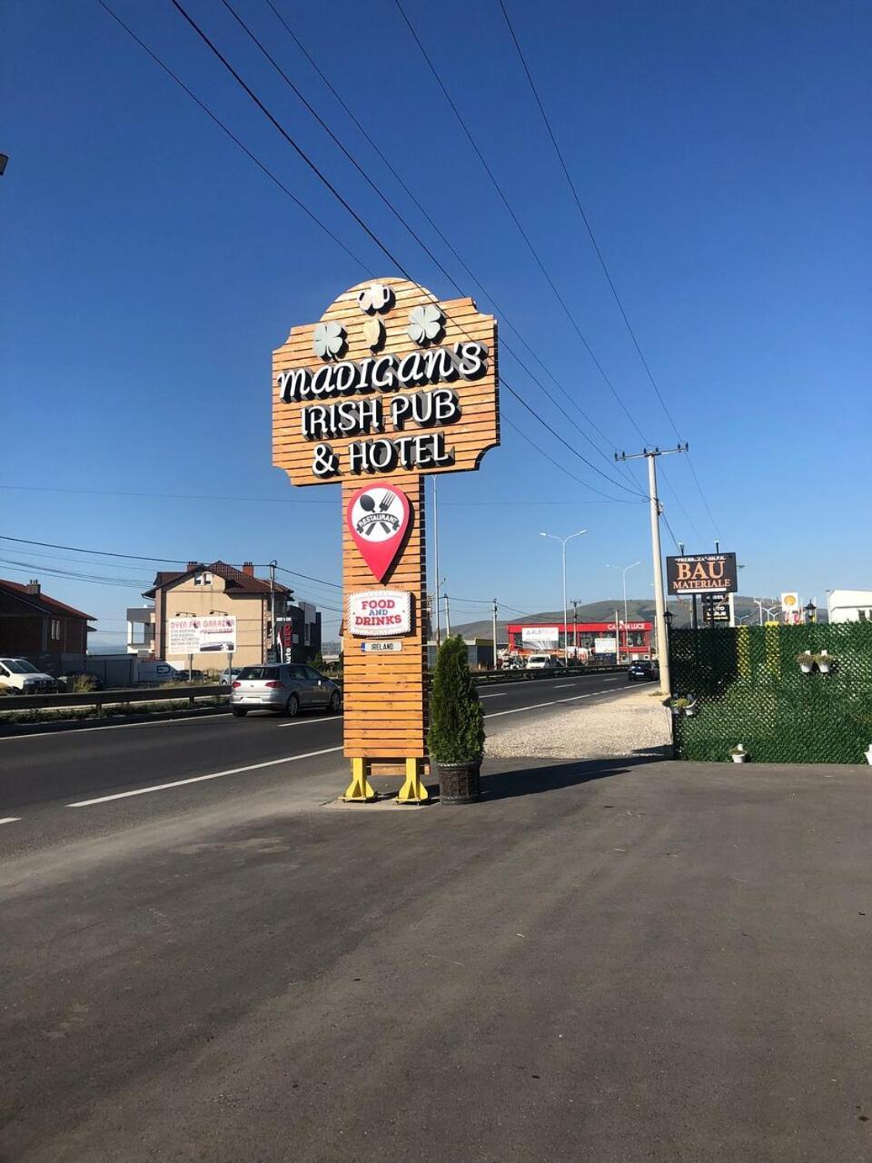 Madigan'S Hotel Kosovo Polje Ngoại thất bức ảnh